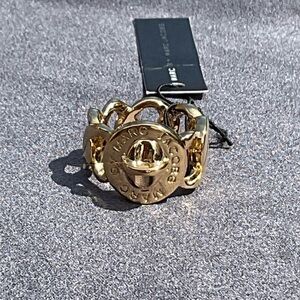 Marc Jacob’s Marc by Marc Jacobs Katie Turnlock Goldtone Ring NWT Size S/M